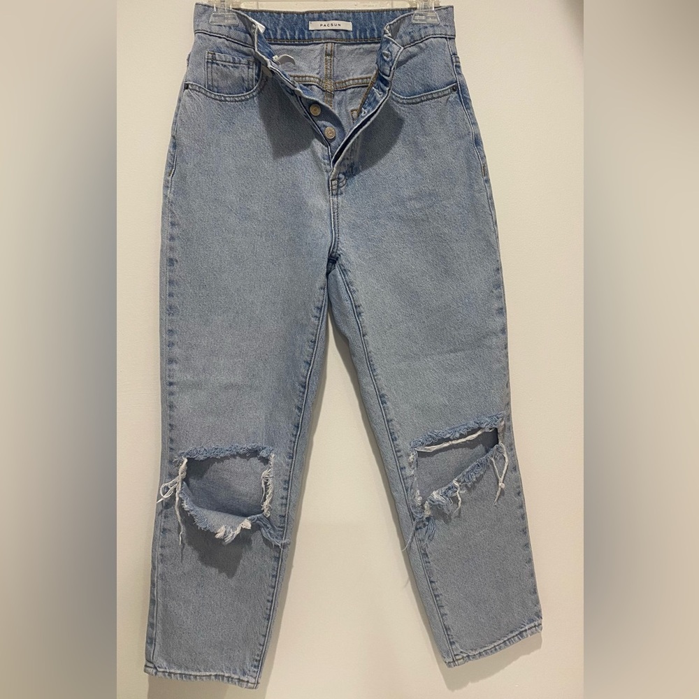 HP!! Pacsun high Rise Straight Leg Ripped Jeans